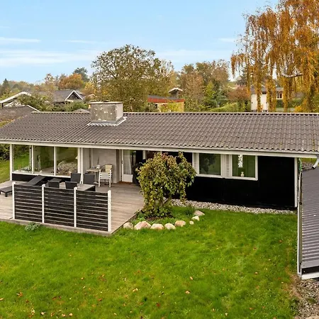 Holiday home Beautiful In With Kitchen *